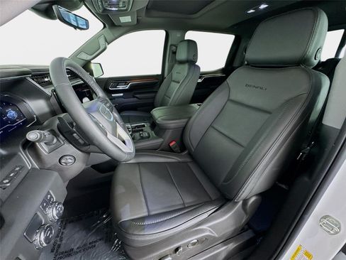 Certified 2024 GMC Sierra 1500 Denali w/ Technology Package RWD image 11
