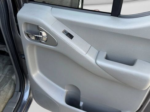 Used 2016 Nissan Frontier SV w/ SV Value Truck Package RWD image 20