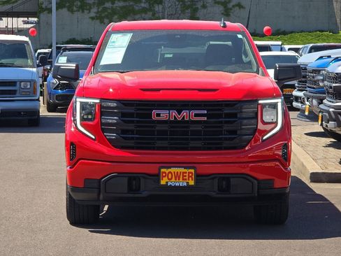 Used 2025 GMC Sierra 1500 Pro w/ Graphite Edition AWD/4WD image 9