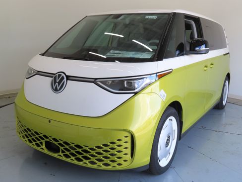 New 2025 Volkswagen ID. Buzz 1st Edition image 9