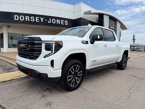 Used 2025 GMC Sierra 1500 AT4 w/ AT4 Premium Package AWD/4WD image 1