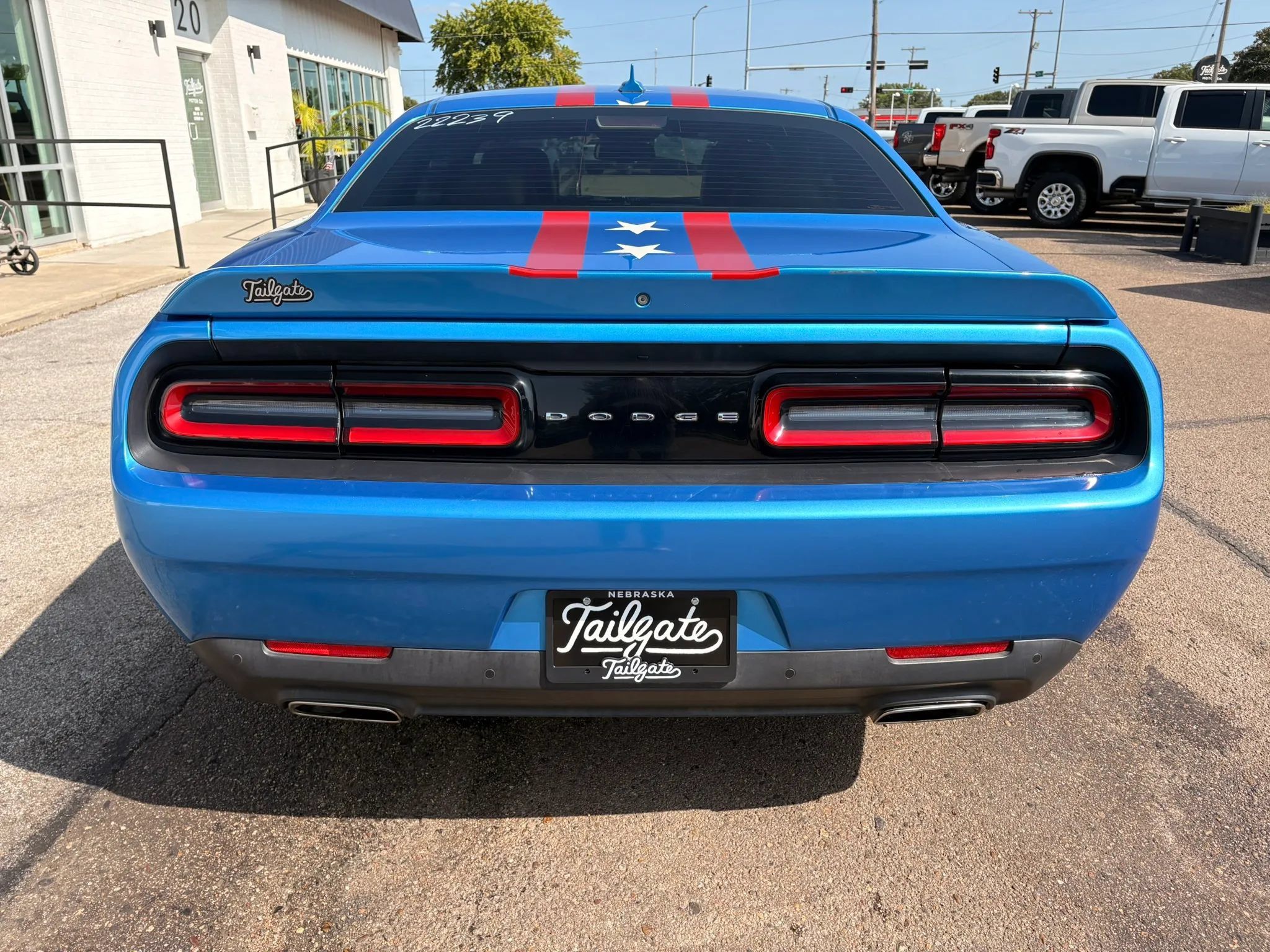 Used 2018 Dodge Challenger SXT Plus RWD image 6