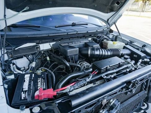 Used 2012 Ford F150 Raptor w/ Raptor Luxury Pkg image 31