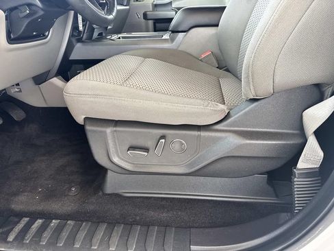 Used 2018 Ford F150 XLT w/ Equipment Group 302A Luxury AWD/4WD image 18
