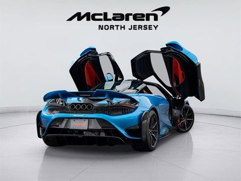 Used 2021 McLaren 765LT image 10