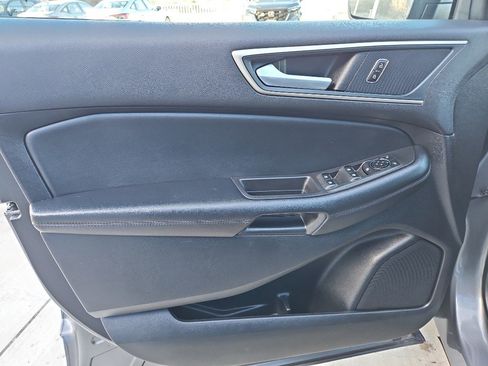 Used 2024 Ford Edge SEL image 12