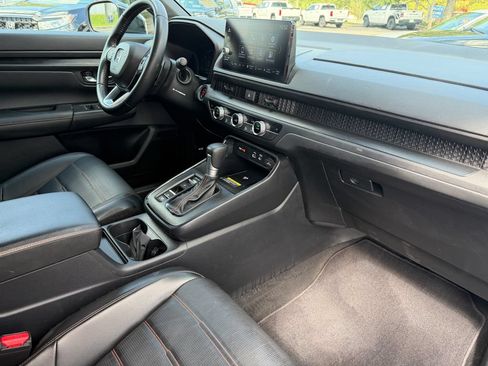 Used 2025 Honda CR-V Sport-L image 10