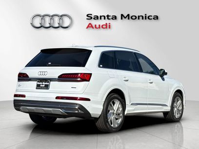 Used 2022 Audi Q7 Premium Plus w/ Premium Plus Package