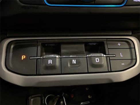 Certified 2023 GMC Acadia SLE w/ LPO, Floor Liner Package image 41