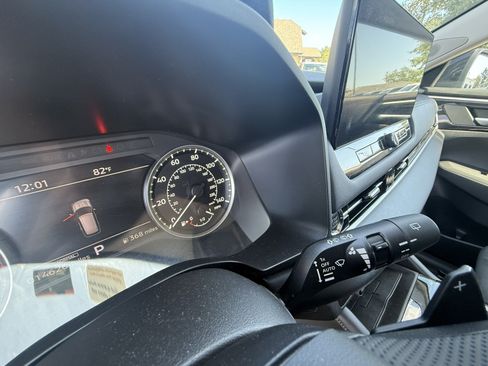Used 2025 Mitsubishi Outlander SE AWD/4WD image 25