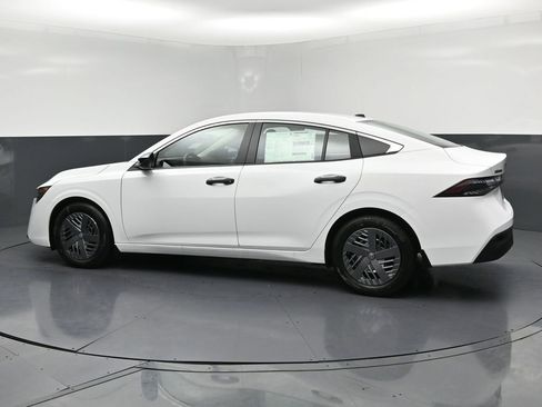 New 2026 Nissan Sentra S w/ Floor Mat Package FWD image 25