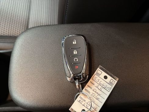 Certified 2025 Chevrolet Trax LT w/ LT Convenience Package image 29