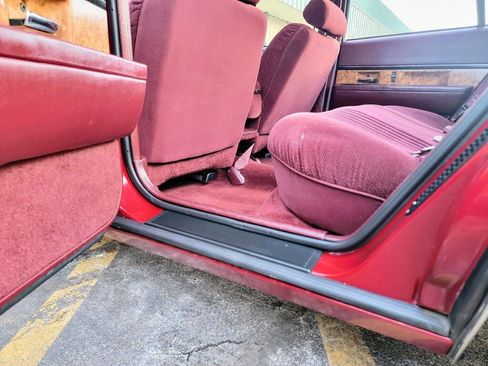 Used 1995 Buick Le Sabre Custom image 25