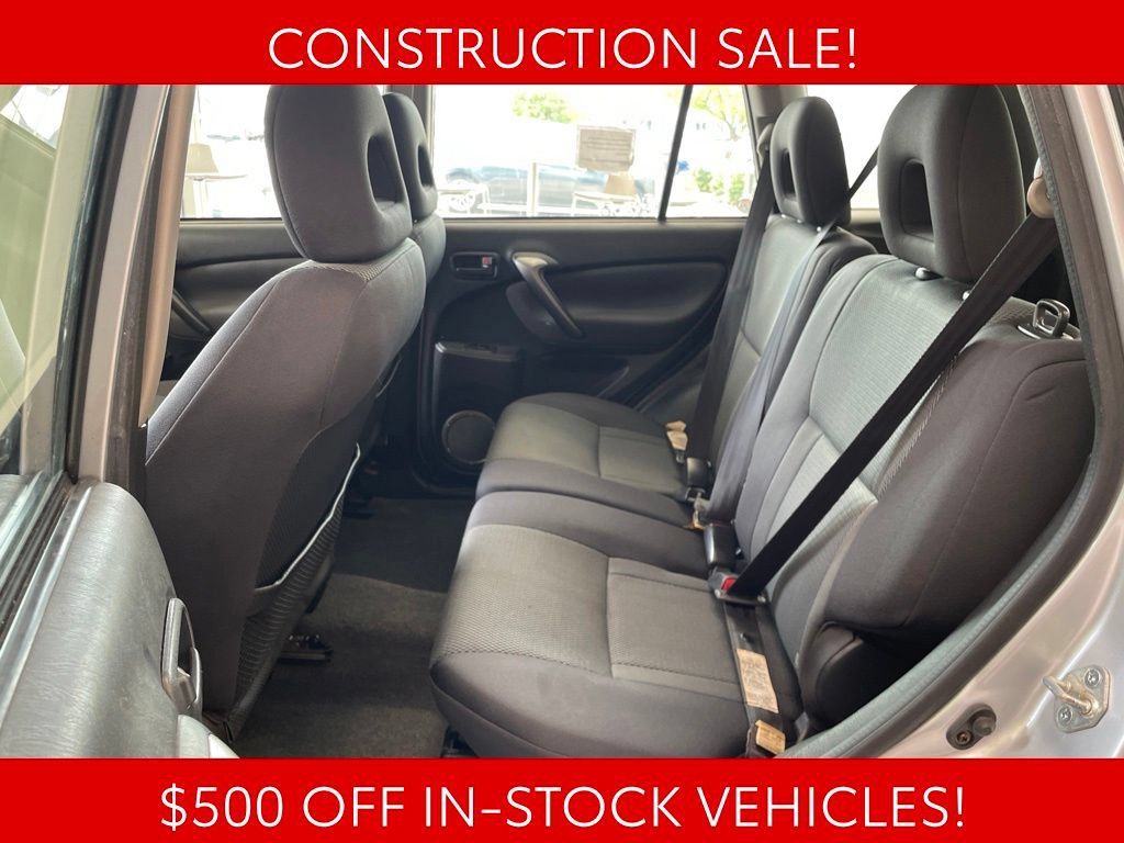 Used 2004 Toyota RAV4 4WD image 10