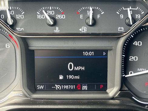 Used 2021 GMC Sierra 1500 AT4 AWD/4WD image 17