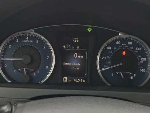 Certified 2017 Toyota Camry LE image 24