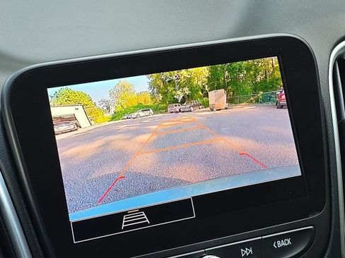 Used 2023 Chevrolet Malibu LS FWD image 26