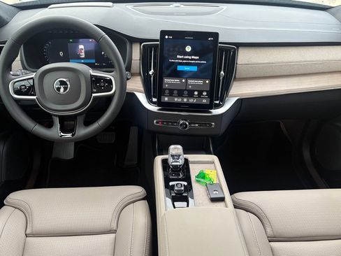 New 2026 Volvo XC90 B6 Ultra w/ Lounge Package image 10