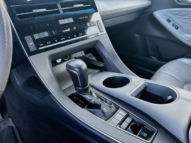 Used 2021 Toyota Avalon Limited w/ Advanced Safety Package FWD image 17