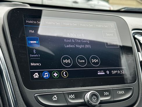 Used 2019 Chevrolet Malibu LT FWD image 17
