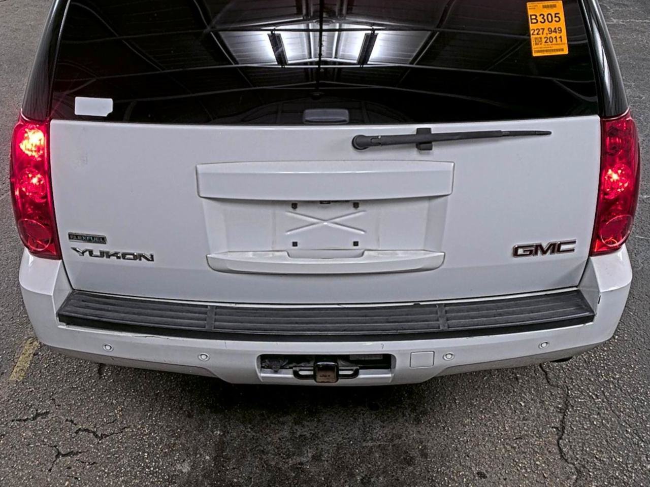 Used 2011 GMC Yukon SLT RWD image 11