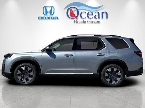 New 2026 Honda Pilot Elite image 2