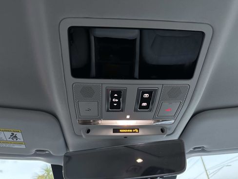 New 2025 Land Rover Defender 110 S AWD/4WD image 27