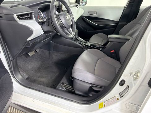 Used 2022 Toyota Corolla SE FWD image 9
