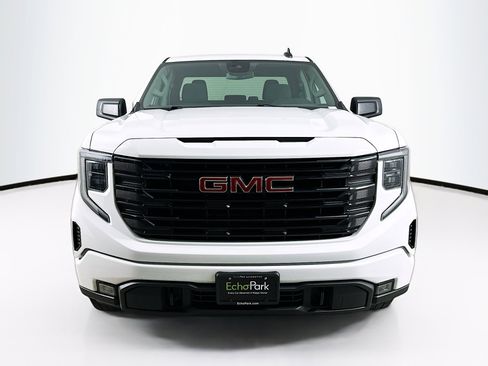 Used 2023 GMC Sierra 1500 Elevation image 2