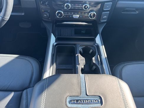 Used 2026 Ford F450 Platinum image 17