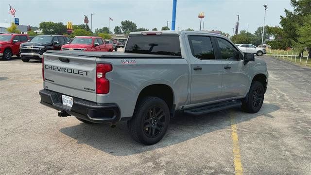 Used 2024 Chevrolet Silverado 1500 Custom Trail Boss w/ Turbomax Blackout Package AWD/4WD image 8