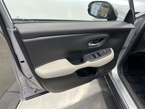 Certified 2023 Honda HR-V LX image 13