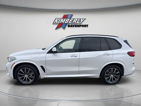 Certified 2022 BMW X5 xDrive40i w/ M Sport Package image 2