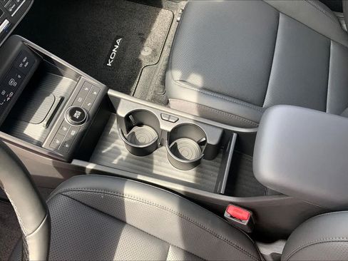 New 2026 Hyundai Kona Limited AWD/4WD image 8