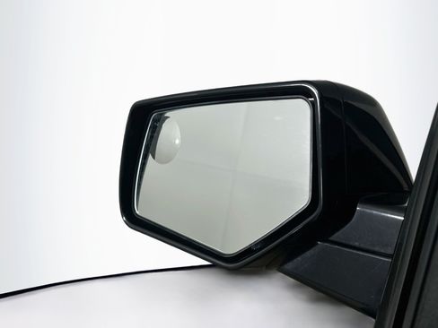 Used 2019 Chevrolet Tahoe LT RWD image 16