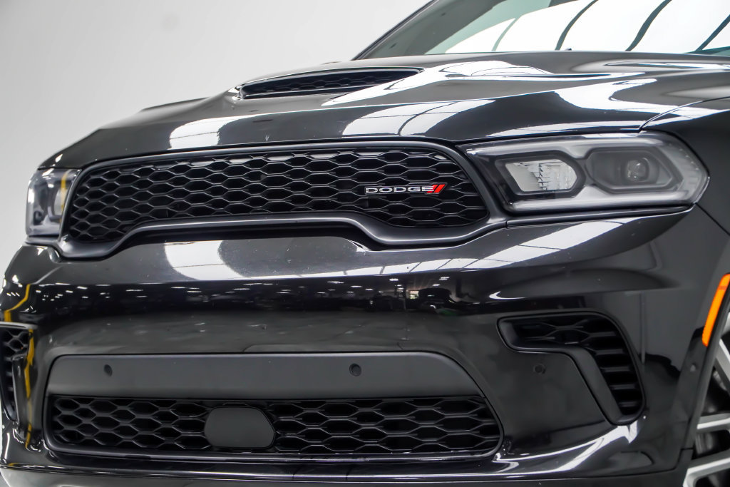 Used 2025 Dodge Durango R/T AWD/4WD image 2