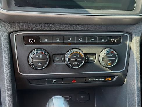 Used 2019 Volkswagen Atlas SE FWD image 13