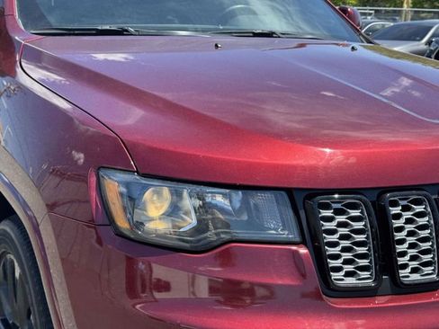 Used 2021 Jeep Grand Cherokee Laredo X RWD image 5