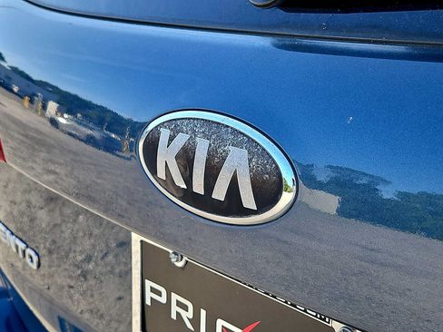 Used 2014 Kia Sorento LX FWD image 28