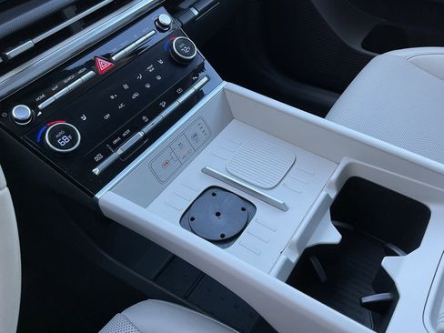 Used 2025 Hyundai Santa Fe SEL image 40