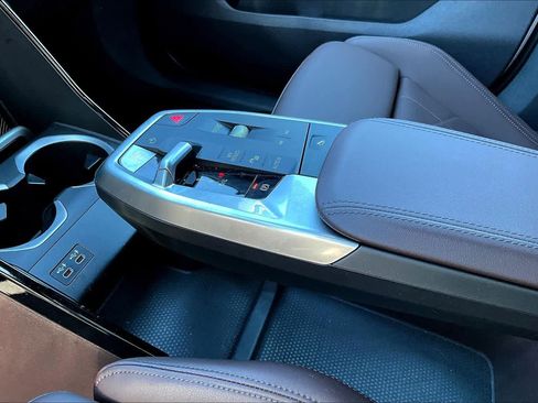 Certified 2024 BMW X1 xDrive28i image 18