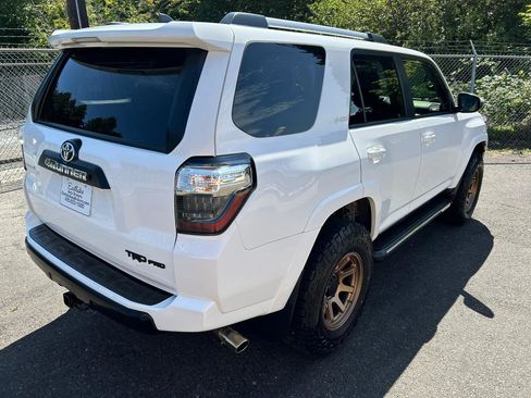 Used 2017 Toyota 4Runner TRD Pro AWD/4WD image 5