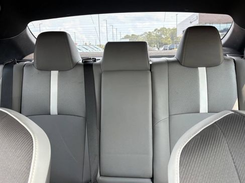 Used 2025 Toyota Camry SE FWD image 17