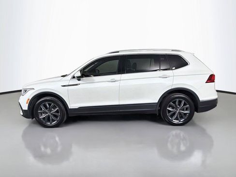 Used 2023 Volkswagen Tiguan SE FWD image 8