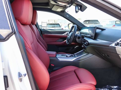 Certified 2025 BMW i4 eDrive40 RWD image 18