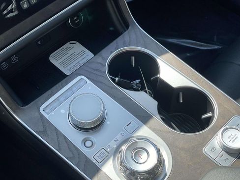 New 2026 Genesis GV80 2.5T Select image 17