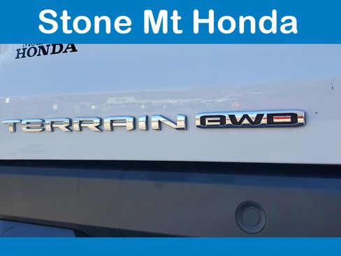 Used 2025 GMC Terrain Elevation image 8