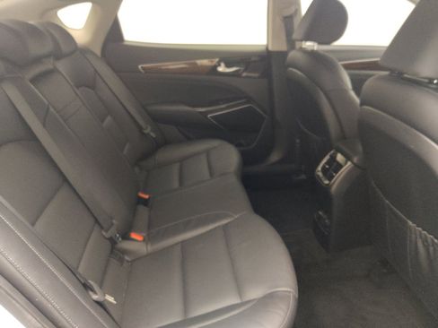 Used 2019 Kia Cadenza Technology FWD image 19
