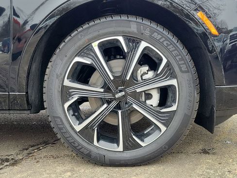 New 2026 Lincoln Nautilus Reserve image 9