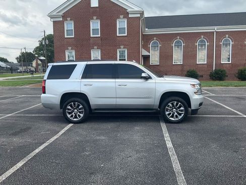 Used 2019 Chevrolet Tahoe LT AWD/4WD image 4